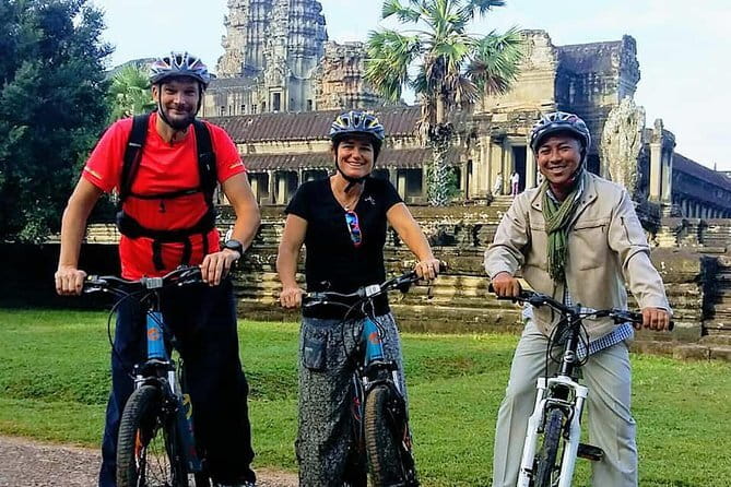 1-Day Angkor Wat Cycling Tour: Scenic Bike Adventure in Siem Reap - Key things to know before you book