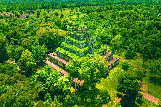 1 Day Beng Mealea ,Koh Ker Pyramid Temple and Peah Vihear Temple - Preah Vihear Temple: cliff-top Khmer masterwork and borderland views