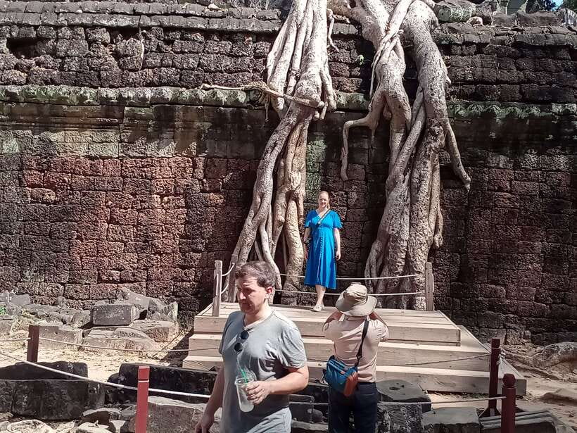 1-Day private Angkor Temple Tour from Siem Reap - Angkor Wat first: bas-reliefs, central chambers, and the must-see geometry