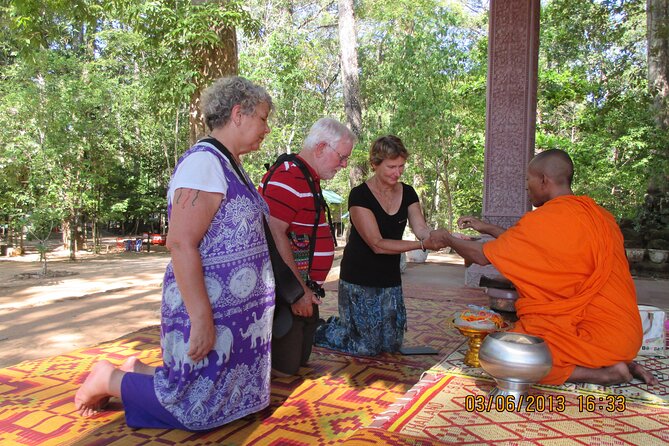 1-Day private Angkor Temple Tour with Sun Rise by Tuk Tuk from Siem Reap - Ta Prohm and your afternoon break: jungle + stone + a meal
