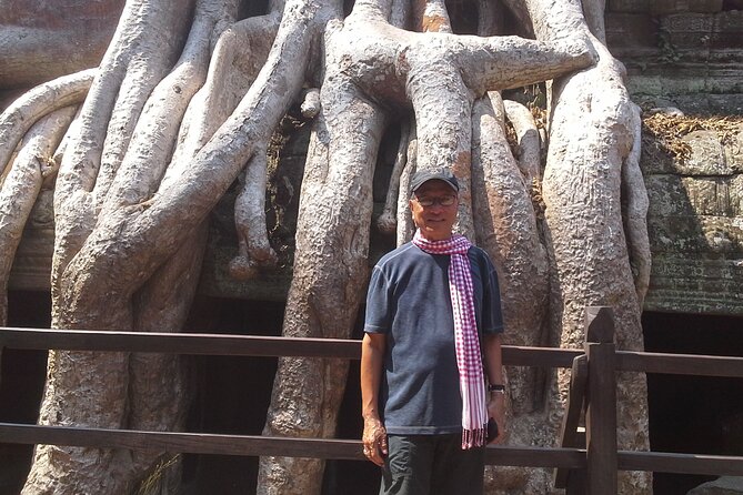 1-Day private Angkor Temple Tour with Sun Rise by Tuk Tuk from Siem Reap - Price and value: what you pay, what you still cover