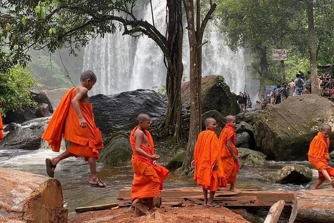 1 day special Tour: Angkor Wat,Bayon,Ta Prohm, Bantey srei and Beng Mealea - Price and value: what $162.06 per group really means