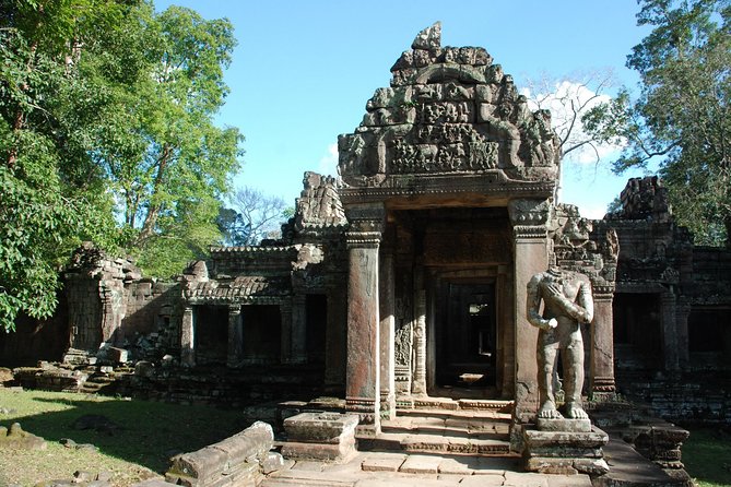 2-Day Angkor Wat & Tonle Sap Tour - Day 2: sunrise Angkor Wat, breakfast back at the hotel, then Banteay Srei