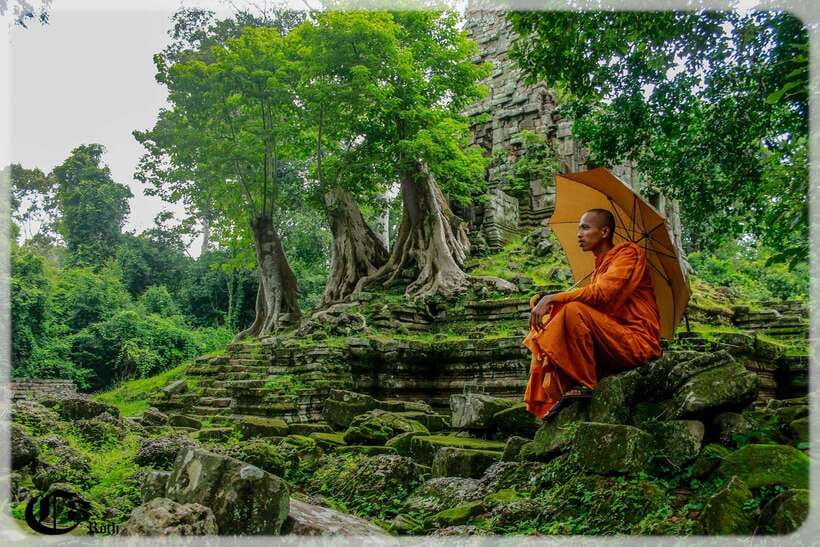 2-Day Angkor Wat With Small, Big Circuit & Banteay Srei Tour - Pickup, van comfort, and pacing: how your day stays sane