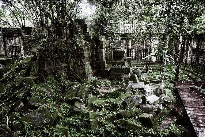 2-Days Private Tour Discovery Angkor Wat , Waterfall and Beng Mealea Temple - Banteay Kdei: a calmer finish to day one
