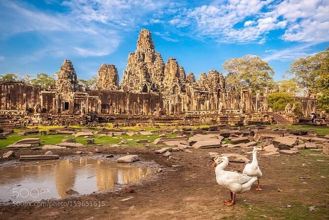 2days Explore Angkor wat Small Tour & Big Tour + Banteay Srei (Private tour) - The driver experience: where comfort meets real guidance