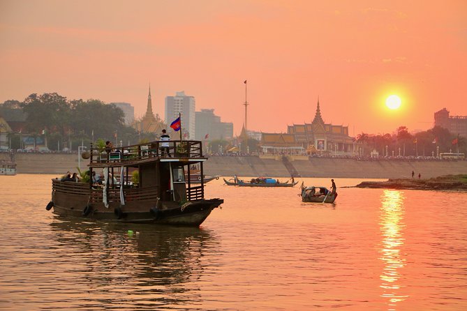 2hours Private Sunset Cruise with unlimited beer, soft drinks and Tour guide - Drinks and Fruit Platter: Why This Inclusion Changes the Feel