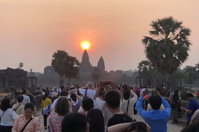 3-D Angkor Temples With One Sunrise - Price and Logistics: what the $150 actually buys (and what to budget next)