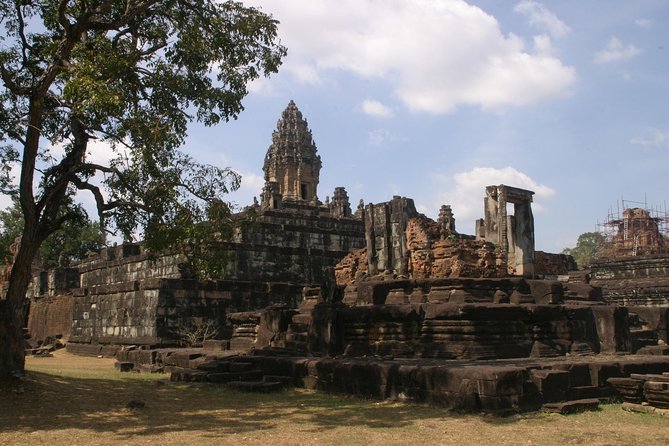 3-Day Angkor, Lake-side Village & Roluos Temples Tour - Getting Around in Siem Reap: Pickup, Air-Conditioned Comfort, Private Pace