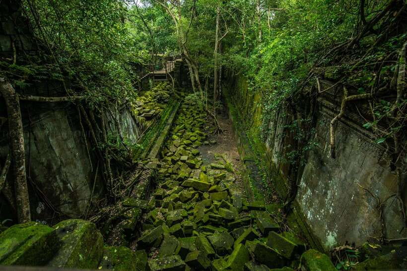 3-Day Angkor Wat & All Interesting Temples With Beng Mealea - Day 2: 5:00am Angkor Wat Sunrise + Big Circle Temples Through the Countryside