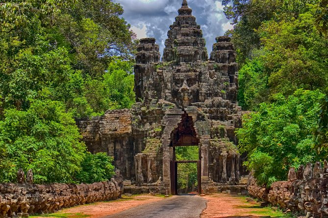 4-Day All Major Temples & Kulen mountain & Koh Ker & Beng Mealea - Day 3: 5:00am Sunrise at Angkor Wat and the Rolous Temples You Can Actually Breathe