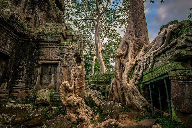5-Day All Major Temples & Kulen Mount Waterfall & Koh Ker & Beng Mealea - Day 3: Koh Ker’s former capital and Beng Mealea’s Indiana Jones energy