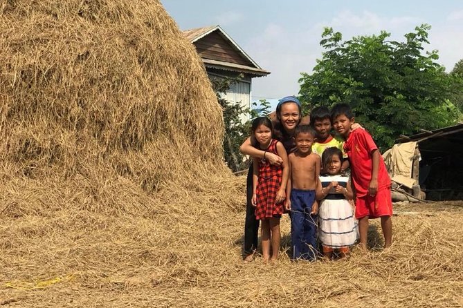 Afternoon tour by tuk tuk to bamboo train,bat cave,killing cave,countryside. - Kampong Pil Pagoda: river villages, fruit farms, and local rhythm
