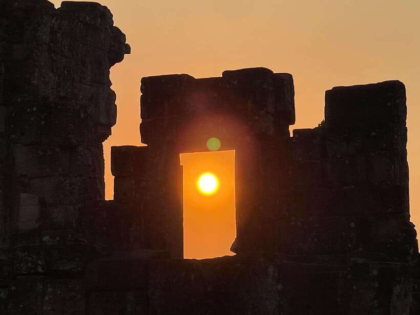 Angkor Highlights and Sunset Tour - Ta Prohm and Preah Khan: where nature grabs the story
