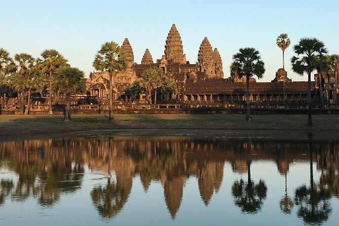 Angkor Temples Highlights: 2-Day Private Tour with Sunrise - Day 1: Angkor Wat to Ta Prohm at a steady, guided pace