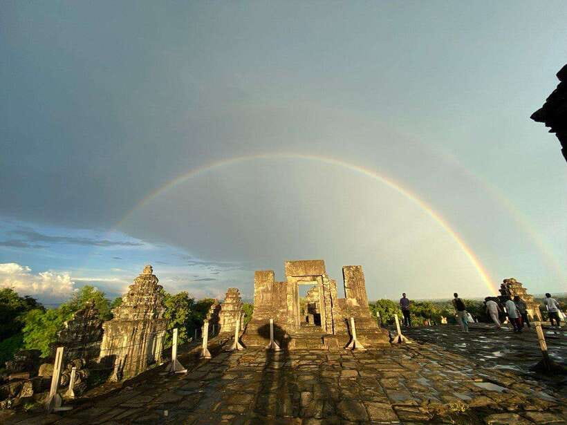 Angkor Wat, Angkor Thom, and Ta Prohm Day Trip with Sunset - A 1-day loop through Angkor Wat, Angkor Thom, and Ta Prohm