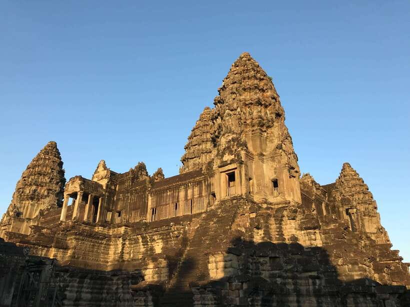 Angkor Wat by Vintage Jeep – Private Tour (Optional Sunrise) - Getting from your hotel to Angkor: pickup, comfort, and the tone of the day