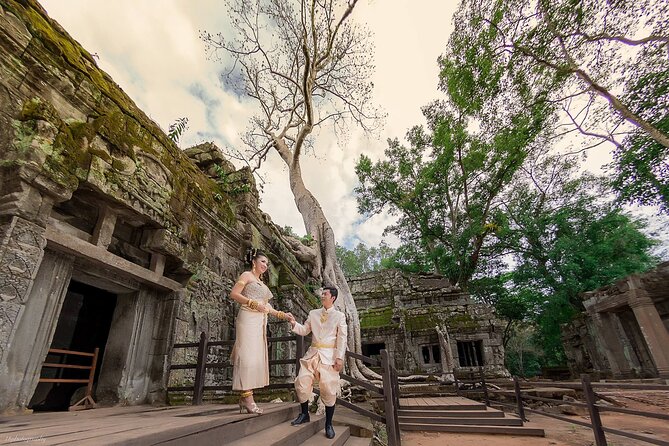 Angkor Wat Full-Day Sunrise & Sunset Private Tour All Interesting Major Temples - Angkor Thom’s core: Victory Gate and Bayon’s 196 faces