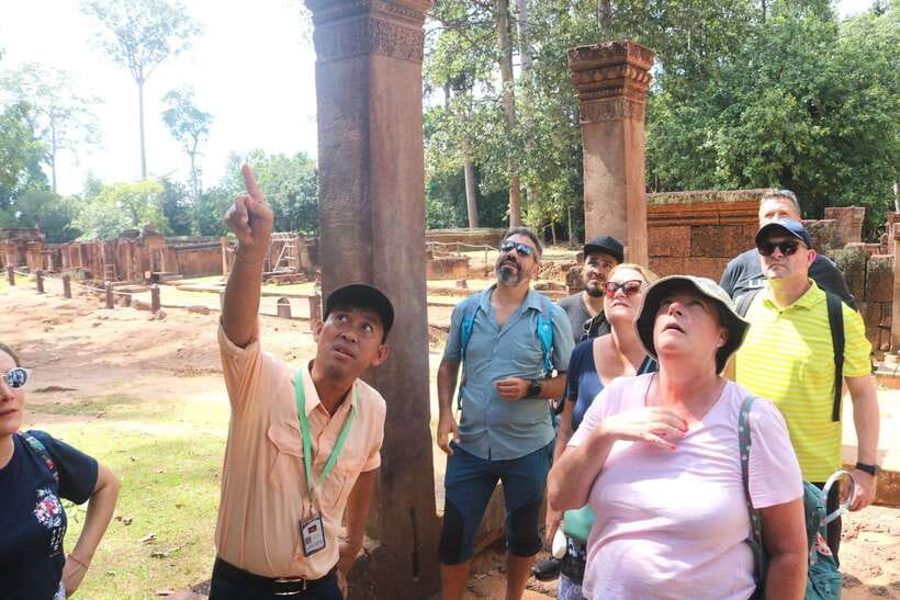 Angkor Wat: Full-Day Temples Small Group Tour - Srah Srang stop: where the day resets