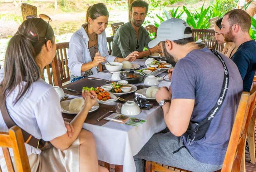 Angkor Wat: Guided Jeep Tour Inclusive lunch at local house - Dress code and packing: small prep, big payoff