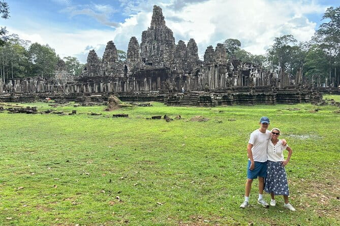 Angkor Wat Guided Tour - Price and logistics: what you actually pay, and what it covers