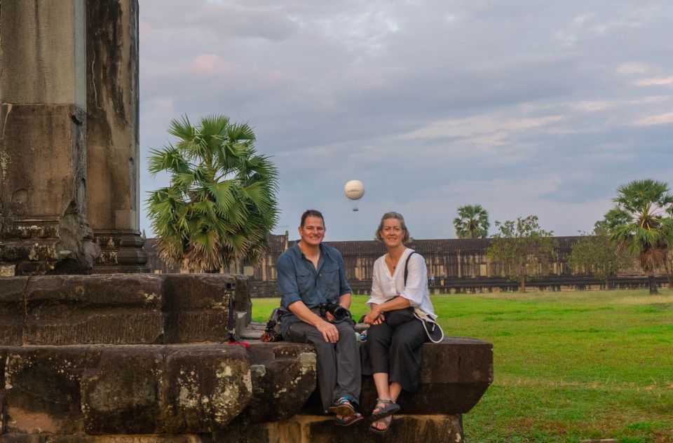 Angkor Wat: Guided Vespa Tour / Tuk Tuk or Car - Off-the-beaten-track trails and the Elephant Terrace effect