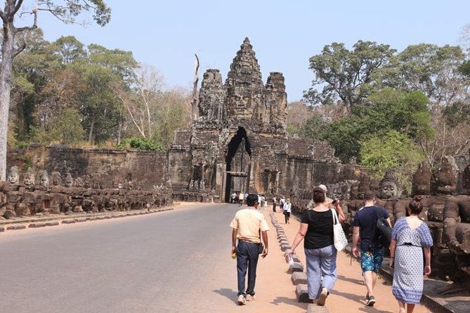 Angkor Wat highlight Tour From Sunrise -Small Group - Who This Tour Suits Best (and Who Might Want Something Else)