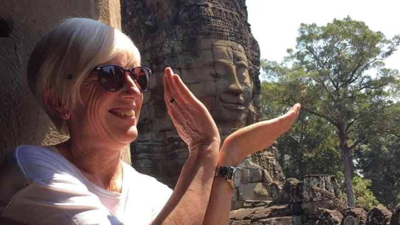 Angkor Wat: Highlights and Sunrise Guided Tour - Guides and drivers: the comfort and safety factor