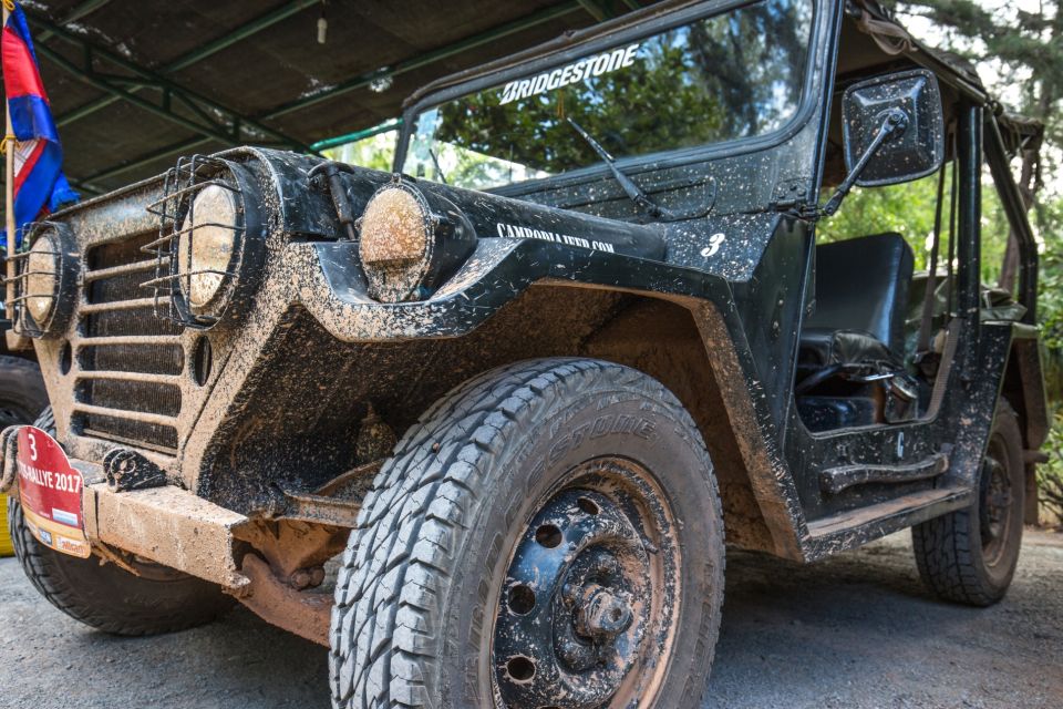 Angkor Wat in a vintage Jeep with driver - jeep rental - The vintage M151 MUTT Jeep changes the whole Angkor feel