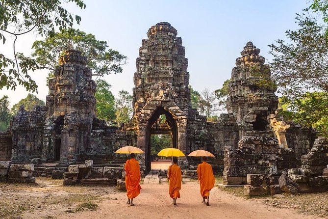 Angkor Wat plus Balloon Ride with Khmer Lunch - Angkor Wat carvings: what you’ll actually notice with the scholar guide