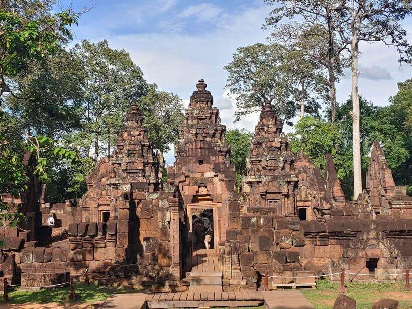 Angkor Wat, Small Circuit Private Tour with Banteay Srei - Angkor Thom’s gates and Bayon’s face-filled calm