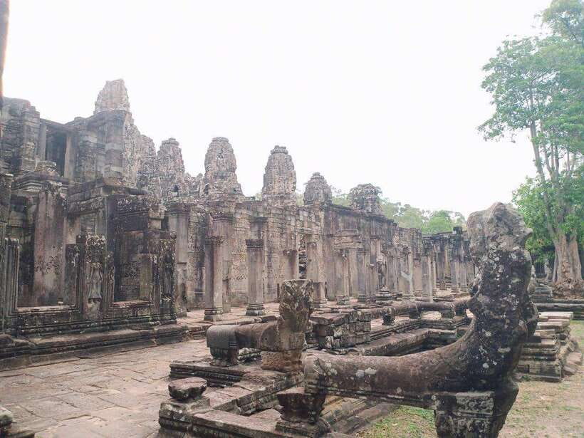 Angkor Wat, Small Circuit Private Tour with Banteay Srei - Baphuon and the terraces: carvings you can actually spot