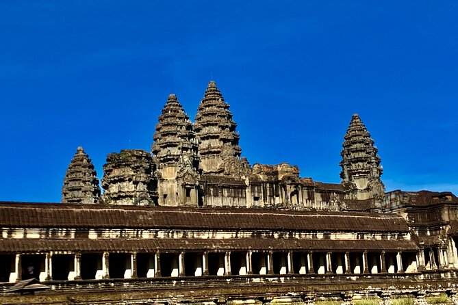 Angkor Wat Small Circuit & Sunset Tour - Getting around: pickup, AC comfort, and how the day flows