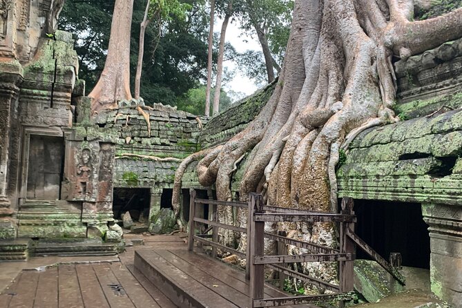 Angkor Wat Small Circuit Tour - Stop 4: Banteay Kdei (about 1 hour) and its chambered-citadel name