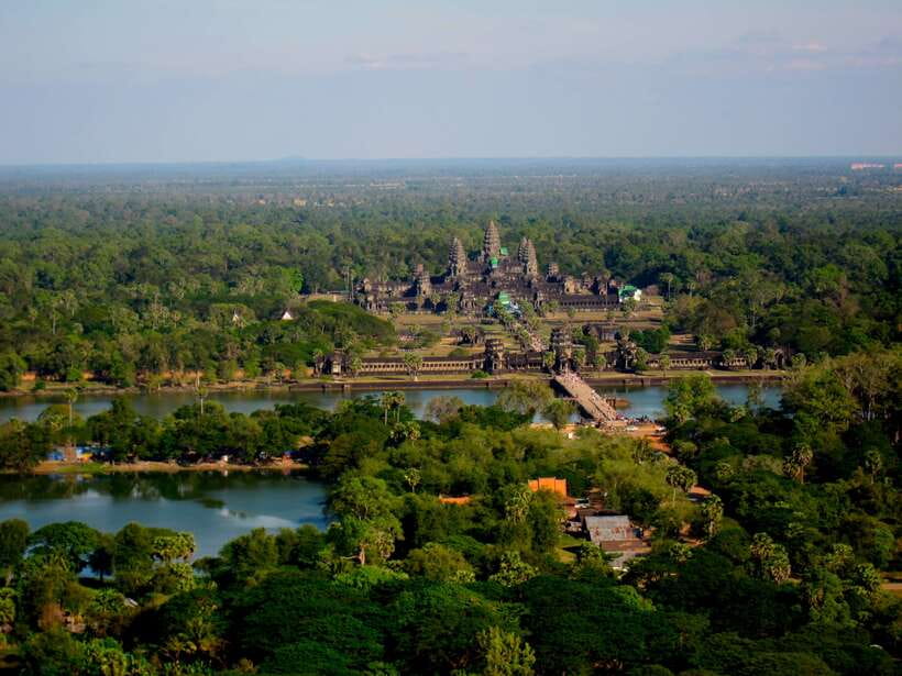 Angkor Wat: Small-Group Tour with Balloon Ride and Lunch - Key things to know before you go