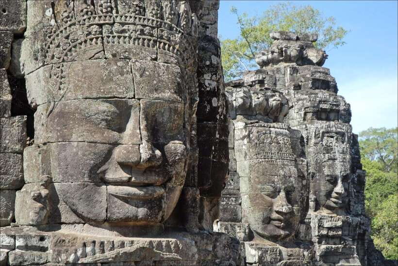 Angkor Wat: Small-Group Tour with Balloon Ride and Lunch - Angkor Wat: the carvings you’ll want to slow down for