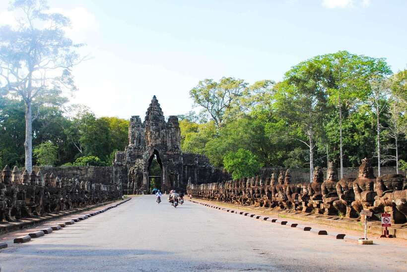 Angkor Wat Small Tour Sunrise With Private Tuk Tuk - Should You Book This Sunrise Small-Loop Tuk-Tuk Tour?