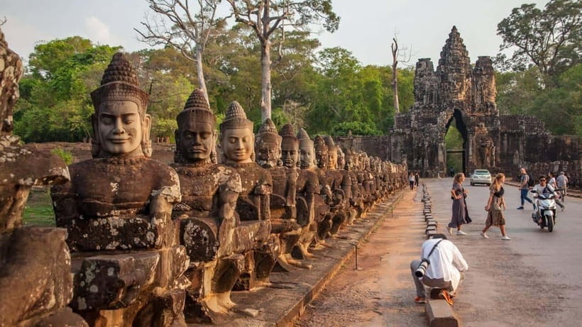 Angkor Wat Small Tour With Private Tuk Tuk - Bayon and Takeo: Two More Stops Without the Chaos