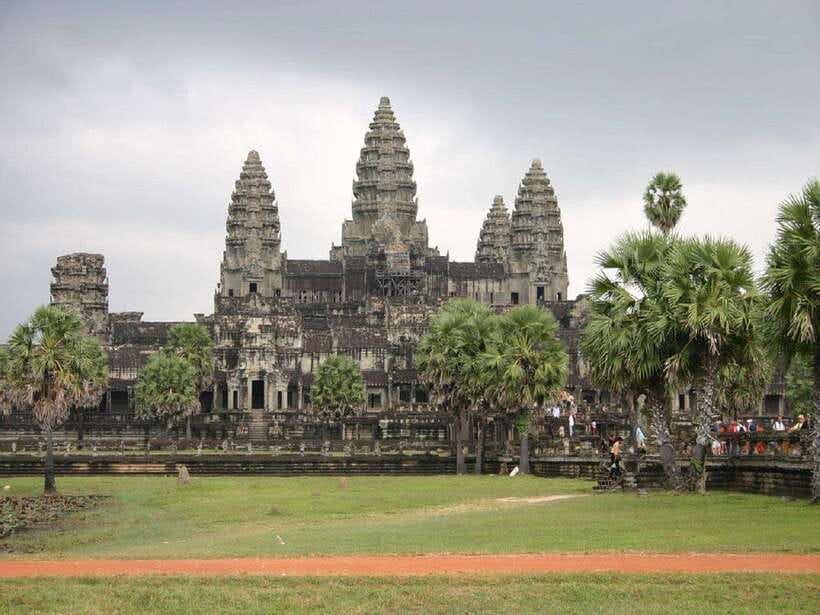 Angkor Wat Small Tour With Private Tuk Tuk - Temple Pass: The Only Big Missing Piece
