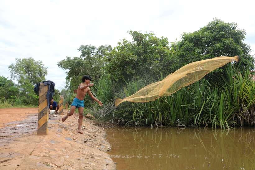 Angkor Wat: Sunrise 2.5 Days with Tonle Sap Lake Tour - Day 3: Tonle Sap Lake and Kampong Phluk—meeting lake life by boat