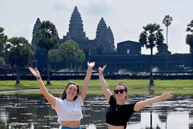 Angkor Wat Sunrise & 3 Main Temples with Breakfast – Small Group - Stop 1: Angkor Wat sunrise and the first temple “wow”
