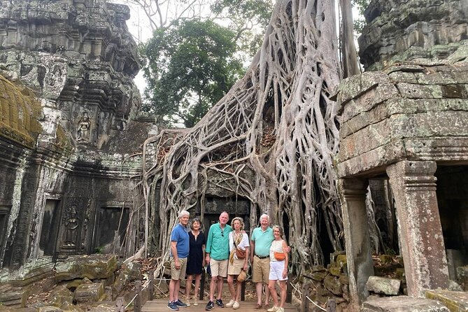 Angkor Wat Sunrise & Highlight The Most Iconic Temple - Stop 4: Bayon’s face towers and Khmer everyday life in stone