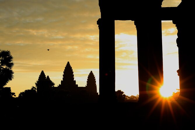 Angkor Wat Sunrise Private Full Day Tour - Bayon Temple in Angkor Thom: faces, angles, and flow