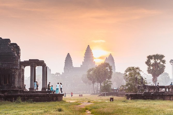 Angkor Wat Sunrise Private Tour by Tuk Tuk - Who this private sunrise tour fits best