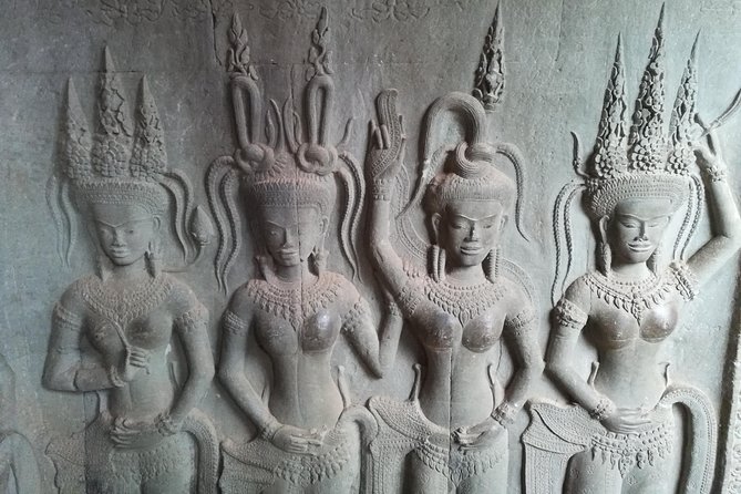 Angkor Wat Sunrise & Small Circuit Tour - Stop-by-stop: from Angkor Wat towers to Angkor Thom