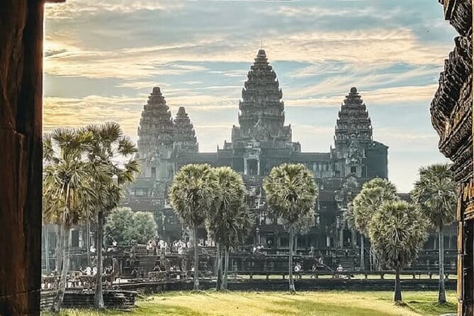 Angkor Wat Sunrise Small-Group 1-Day Tour from Siem Reap - How This 8-Hour Angkor Sunrise Tour Works (and Why It’s Worth It)