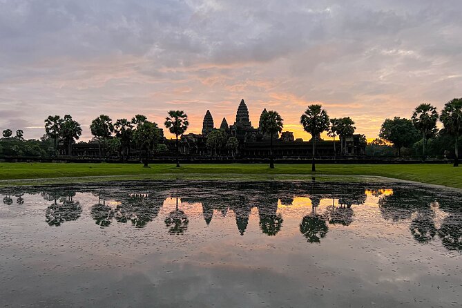 Angkor Wat Sunrise Tour By E-Bike Experience With Breakfast Included - E-bikes in Angkor: less walking, more seeing