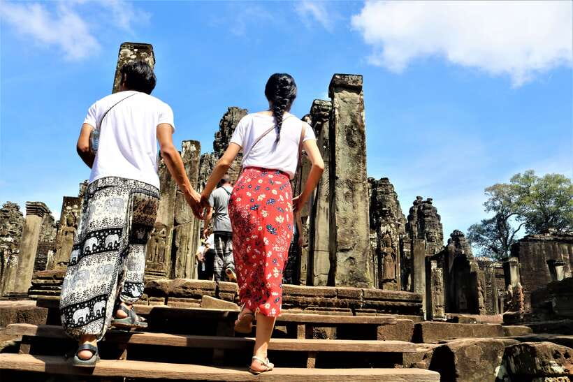 Angkor Wat: Tuk Tuk and Walking Tour - Who should book this Angkor Wat tuk-tuk and walking tour