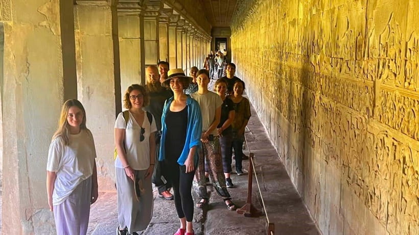Angkor Wat: Tuk Tuk and Walking Tour - Lunch break and regroup time before Ta Prohm