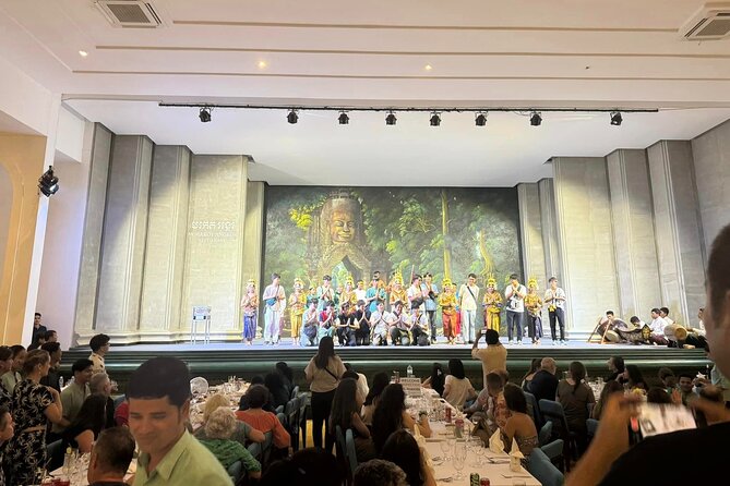Apsara Dance Show with Buffet Dinner and Transportation Included - Venue and comfort: what to expect in real life